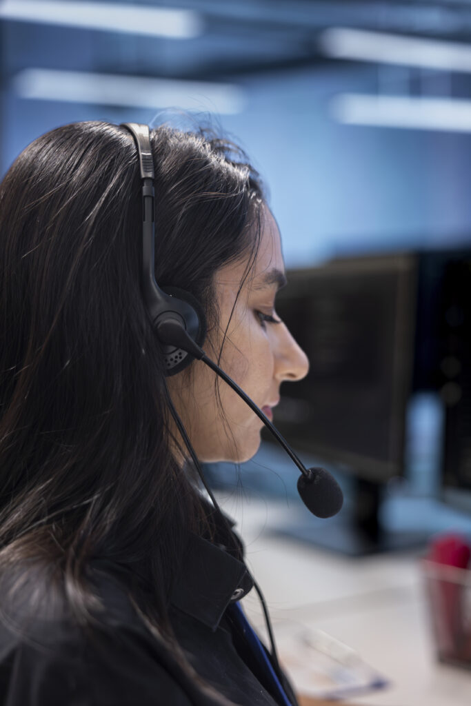 it support personnel working in call center it support personnel working in call center